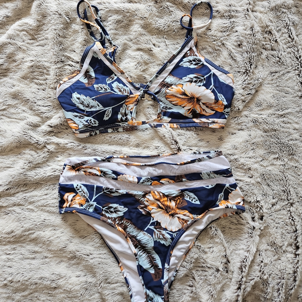 Floral bikini
